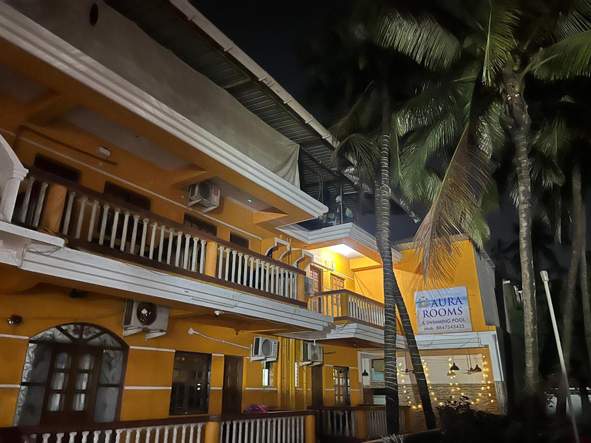 Aura Rooms & Swimming Pool, カラングート エクステリア 写真